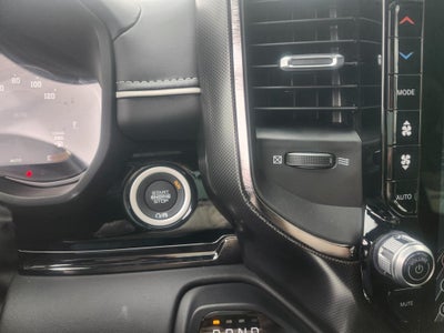 2026 RAM Ram 1500 RAM 1500 LIMITED CREW CAB 4X4 5'7' BOX