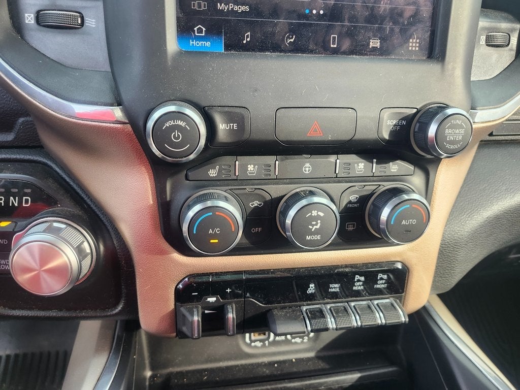 2022 RAM 1500 Laramie Crew Cab 4x4 5'7' Box