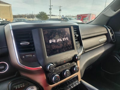2022 RAM 1500 Laramie Crew Cab 4x4 5'7' Box
