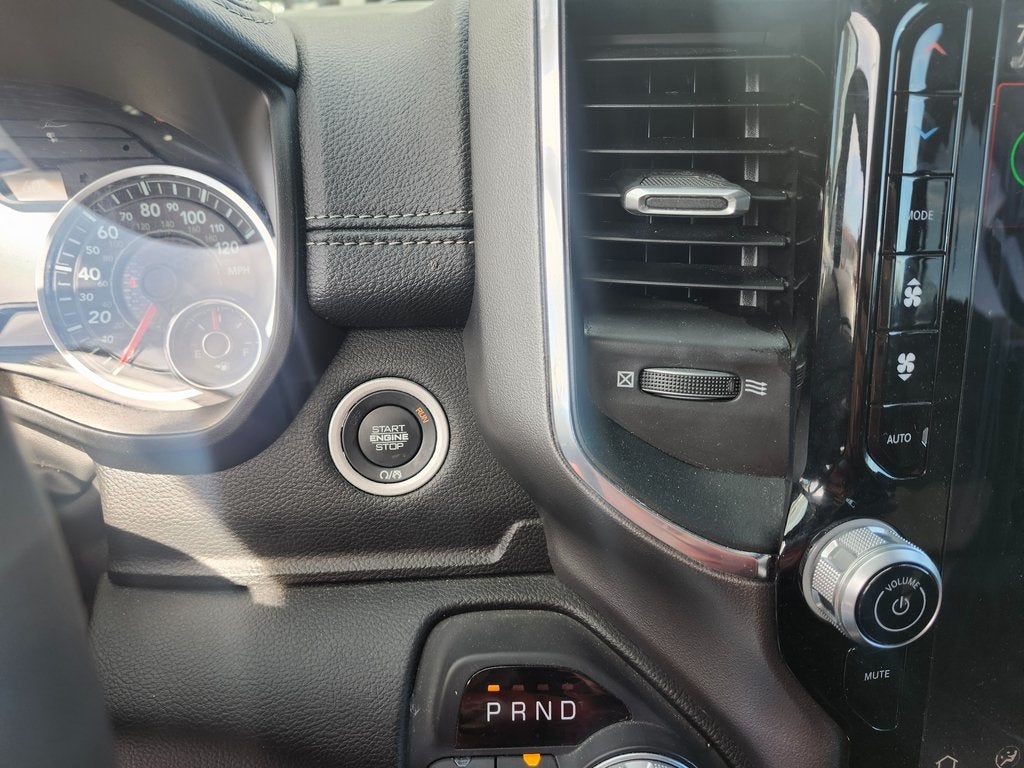 2025 RAM 1500 Laramie Crew Cab 4x4 5'7' Box