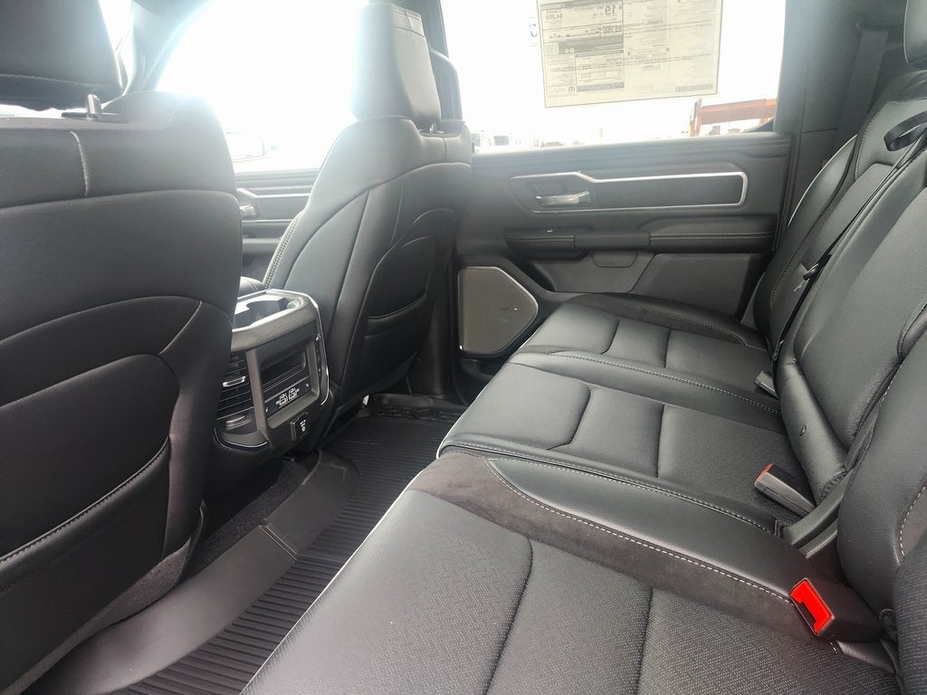 2025 RAM Ram 1500 RAM 1500 LARAMIE CREW CAB 4X4 5'7' BOX