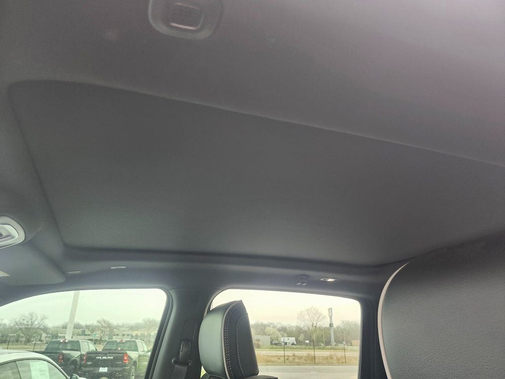 2025 RAM Ram 1500 RAM 1500 LARAMIE CREW CAB 4X4 5'7' BOX