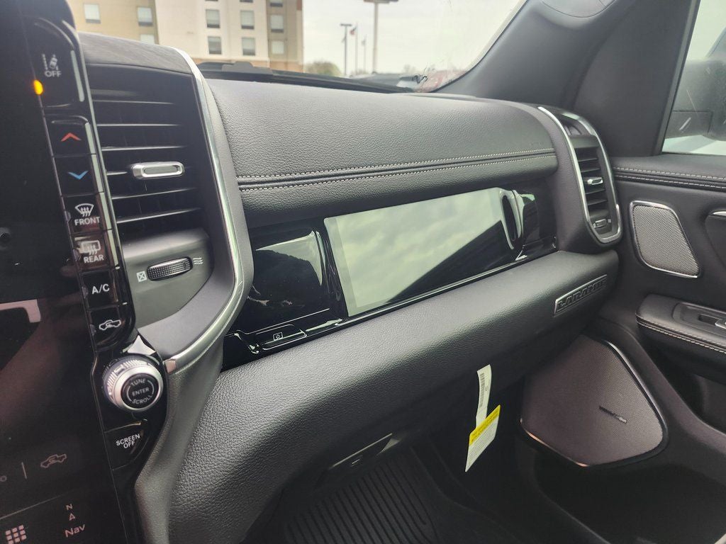 2025 RAM Ram 1500 RAM 1500 LARAMIE CREW CAB 4X4 5'7' BOX