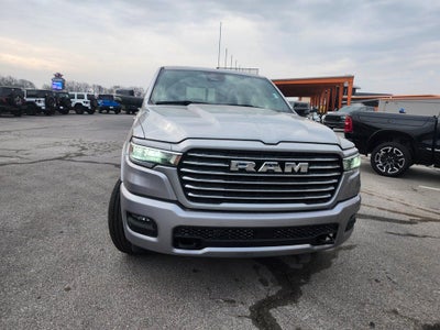 2025 RAM Ram 1500 RAM 1500 LARAMIE CREW CAB 4X4 5'7' BOX