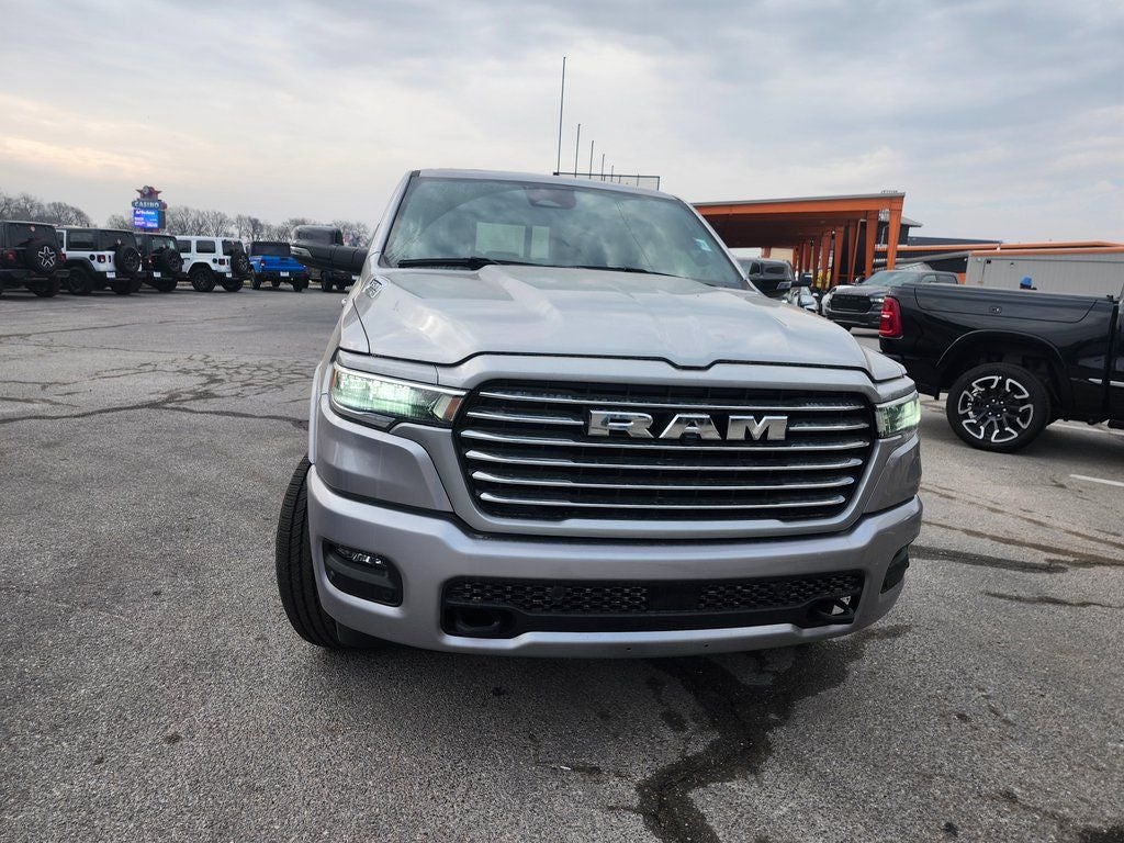 2025 RAM Ram 1500 RAM 1500 LARAMIE CREW CAB 4X4 5'7' BOX