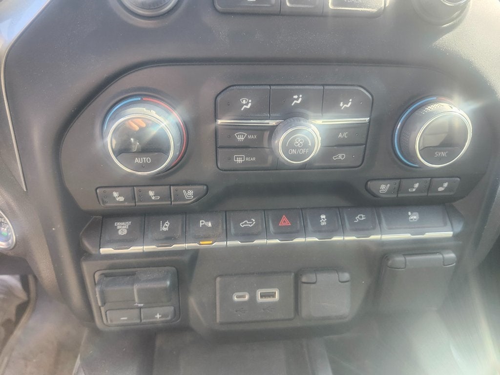 2023 Chevrolet Silverado 3500HD 4WD Crew Cab Long Bed LTZ