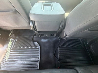 2024 Chevrolet Silverado 1500 2WD Crew Cab Short Bed Custom