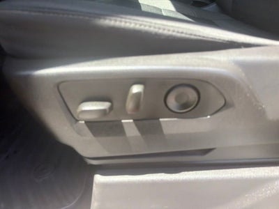 2024 Chevrolet Silverado 1500 2WD Crew Cab Short Bed Custom