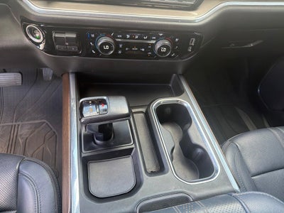 2022 Chevrolet Silverado 1500 4WD Crew Cab Short Bed High Country