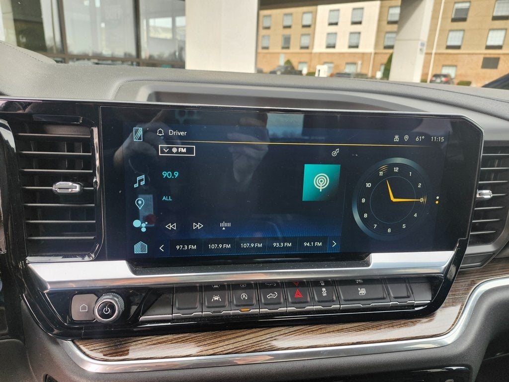 2025 Chevrolet Silverado 1500 4WD Crew Cab Standard Bed LT