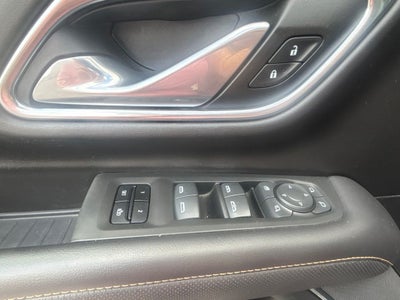2023 GMC Yukon 4WD AT4