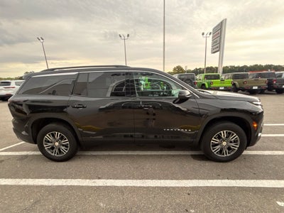 2026 Chevrolet Traverse FWD LT