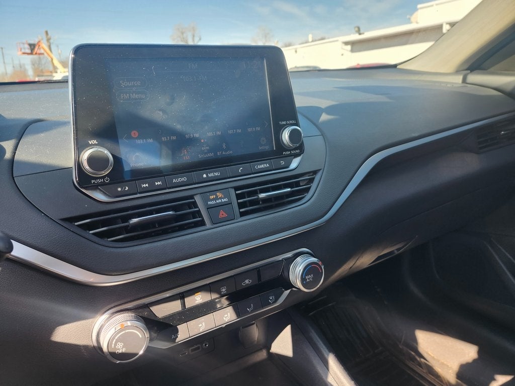 2022 Nissan Altima SV FWD