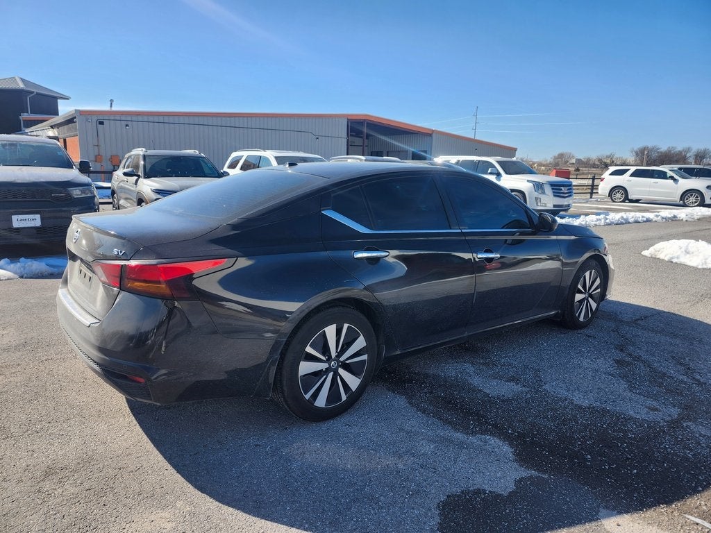 2022 Nissan Altima SV FWD