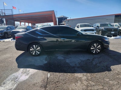 2022 Nissan Altima SV FWD