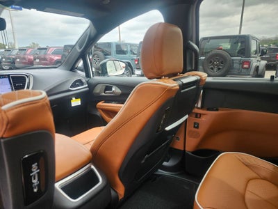 2026 Chrysler Pacifica PACIFICA PINNACLE