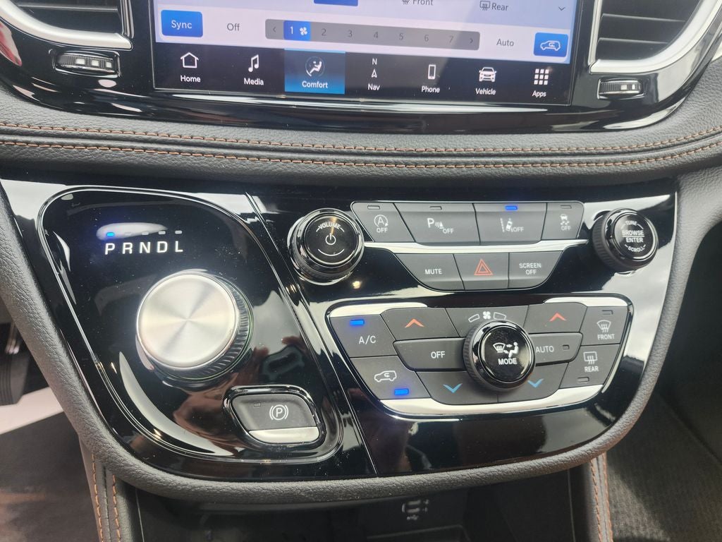 2026 Chrysler Pacifica PACIFICA PINNACLE