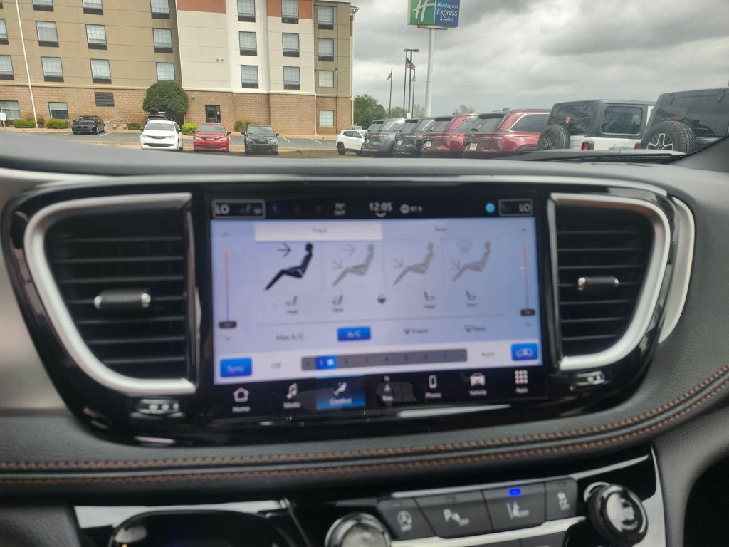 2026 Chrysler Pacifica PACIFICA PINNACLE