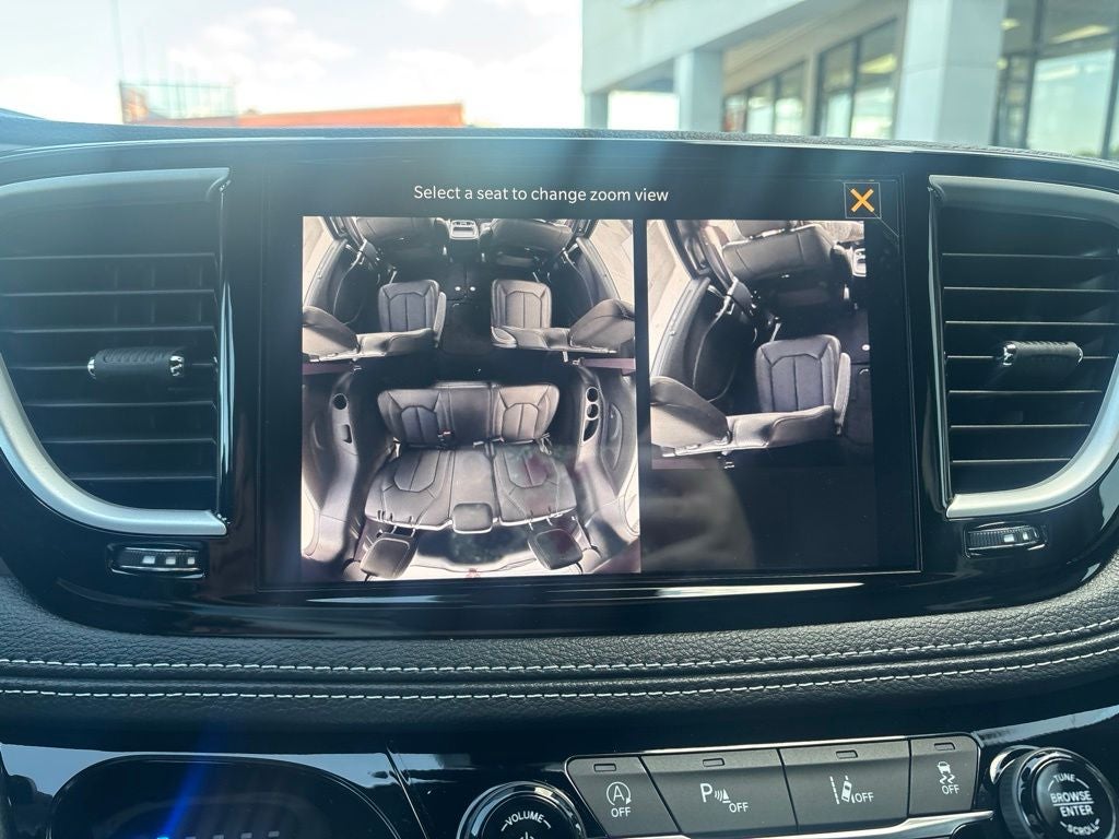 2027 Chrysler Pacifica PACIFICA SELECT AWD