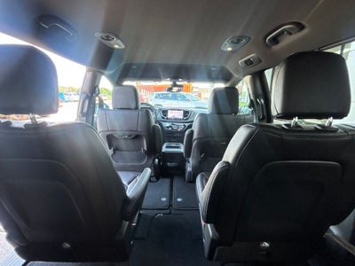 2027 Chrysler Pacifica PACIFICA SELECT AWD
