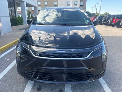 2027 Chrysler Pacifica PACIFICA SELECT AWD
