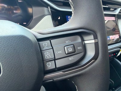 2026 Jeep Cherokee CHEROKEE LAREDO 4X4