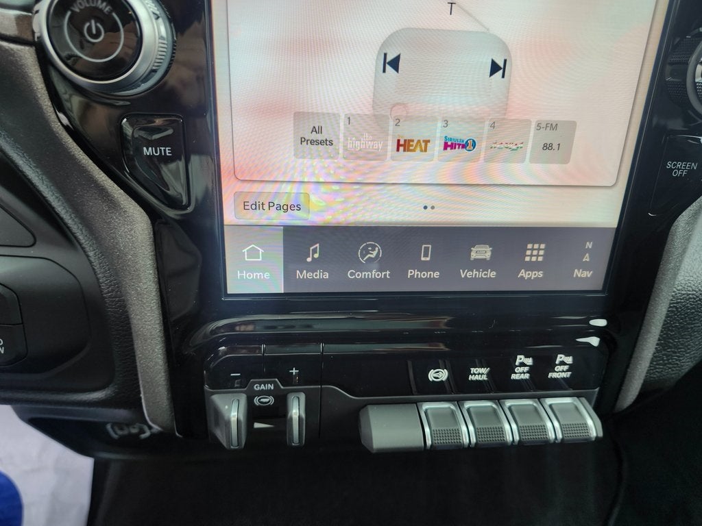 2026 RAM Ram 3500 RAM 3500 TRADESMAN CREW CAB 4X4 6'4' BOX