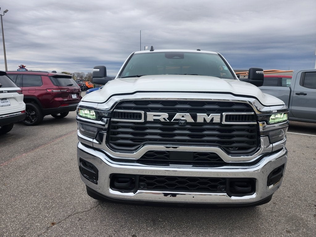 2026 RAM Ram 3500 RAM 3500 TRADESMAN CREW CAB 4X4 6'4' BOX