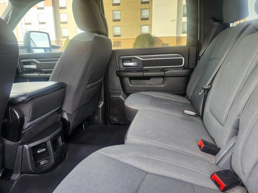 2024 RAM 3500 Big Horn Crew Cab 4x4 8' Box