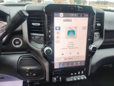 2026 RAM Ram 2500 RAM 2500 BLACK EXPRESS CREW CAB 4X4 6'4' BOX