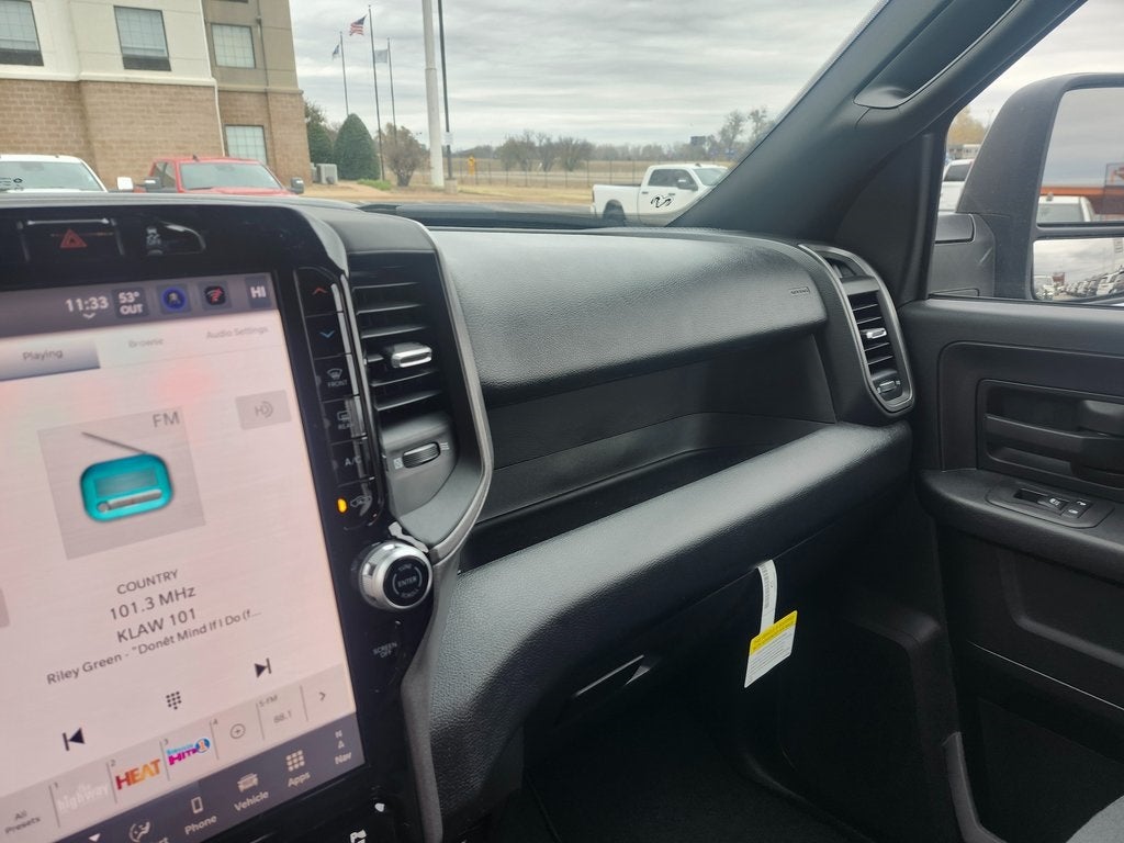 2026 RAM Ram 2500 RAM 2500 BLACK EXPRESS CREW CAB 4X4 6'4' BOX