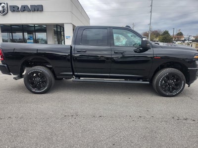 2026 RAM Ram 2500 RAM 2500 BLACK EXPRESS CREW CAB 4X4 6'4' BOX