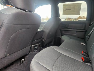 2026 RAM Ram 2500 RAM 2500 BLACK EXPRESS CREW CAB 4X4 6'4' BOX