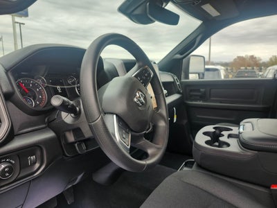 2026 RAM Ram 2500 RAM 2500 BLACK EXPRESS CREW CAB 4X4 6'4' BOX