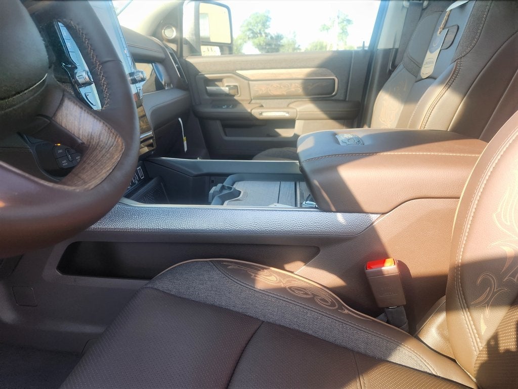 2026 RAM Ram 2500 RAM 2500 LIMITED LONGHORN CREW CAB 4X4 6'4' BOX