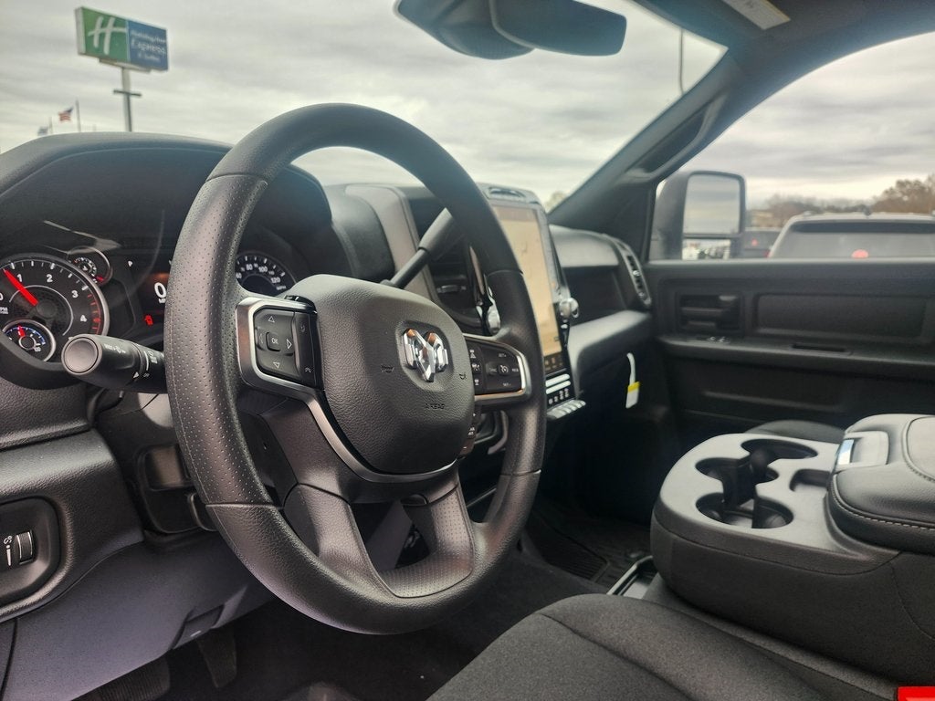 2026 RAM Ram 3500 RAM 3500 TRADESMAN CREW CAB 4X4 8' BOX