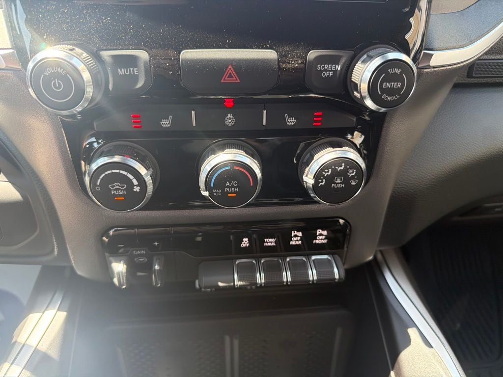 2026 RAM 3500 RAM 3500 BIG HORN CREW CAB 4X4 8' BOX