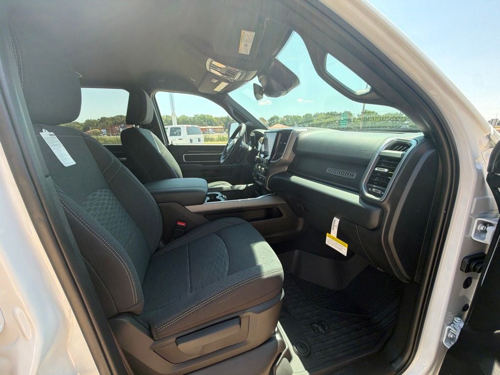 2026 RAM 3500 RAM 3500 BIG HORN CREW CAB 4X4 8' BOX