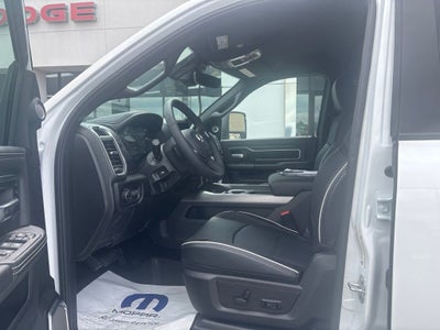 2026 RAM Ram 3500 RAM 3500 LARAMIE CREW CAB 4X4 8' BOX