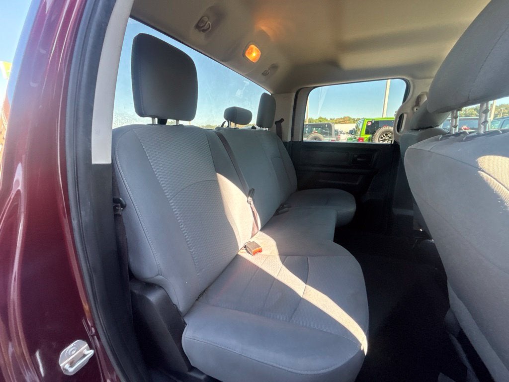 2019 RAM 1500 Classic Tradesman Crew Cab 4x2 5'7' Box