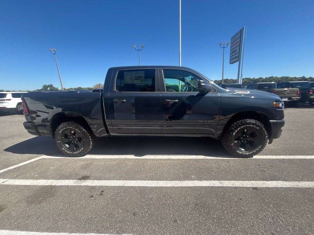 2027 RAM Ram 1500 RAM 1500 WARLOCK CREW CAB 4X4 5'7' BOX
