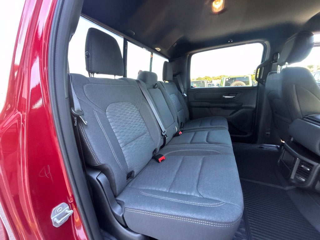 2027 RAM Ram 1500 RAM 1500 WARLOCK CREW CAB 4X4 5'7' BOX