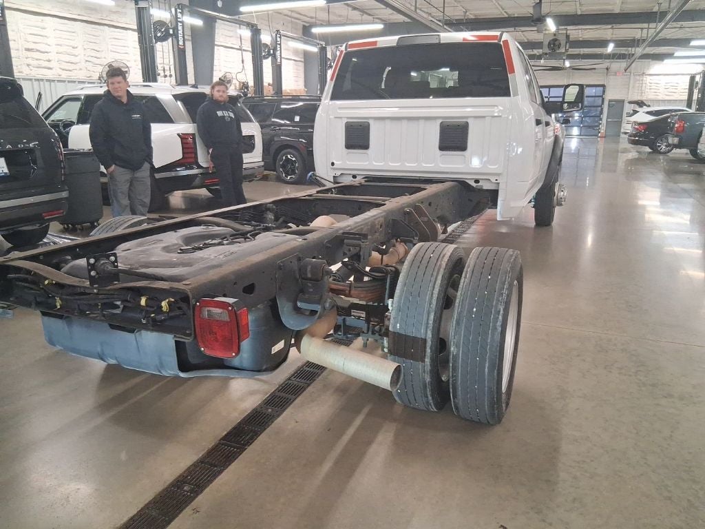 2024 RAM 4500 Chassis Tradesman/SLT
