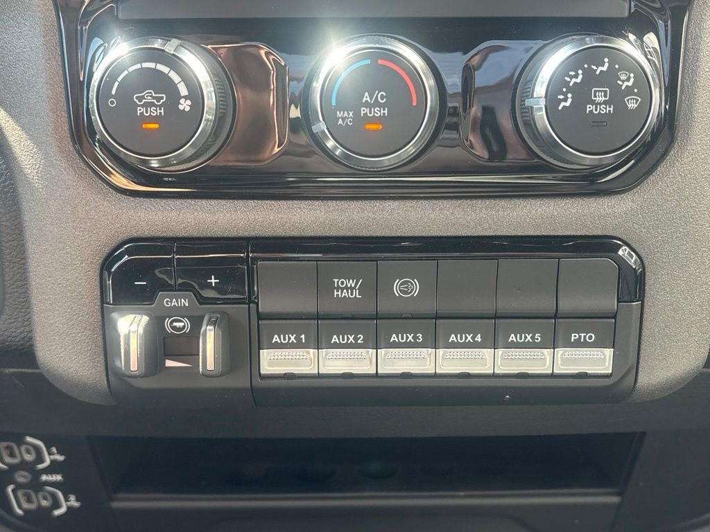 2027 RAM 4500 Chassis Cab Tradesman