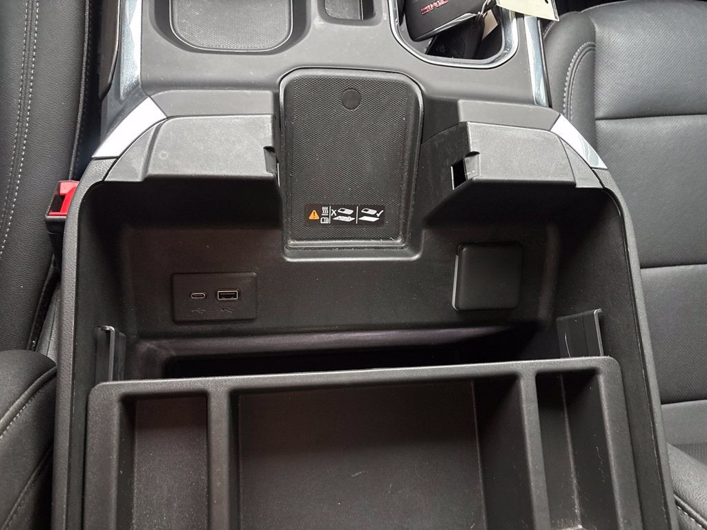 2023 GMC Sierra 1500 4WD Crew Cab Short Box SLT