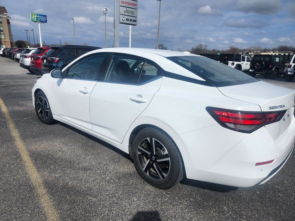 2024 Nissan Sentra SV Xtronic CVT