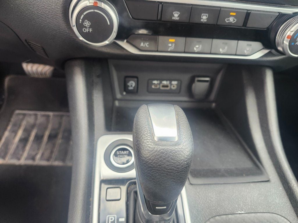 2024 Nissan Sentra SV Xtronic CVT