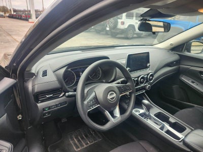 2024 Nissan Sentra SV Xtronic CVT