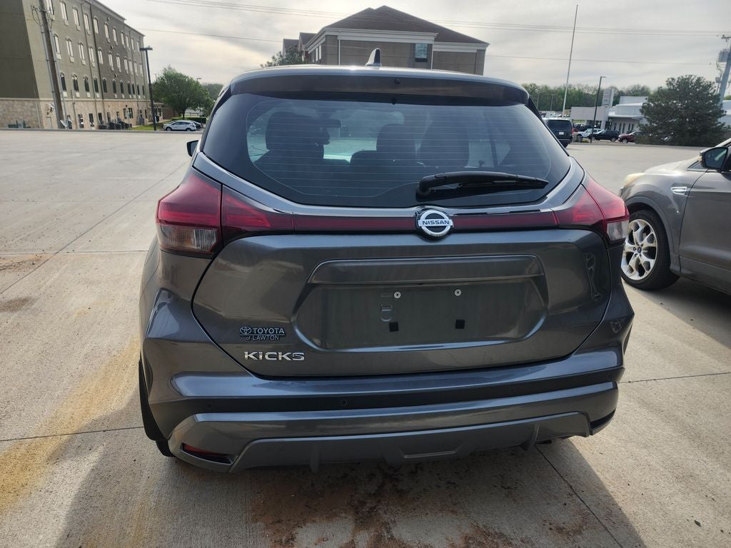 2021 Nissan Kicks S Xtronic CVT
