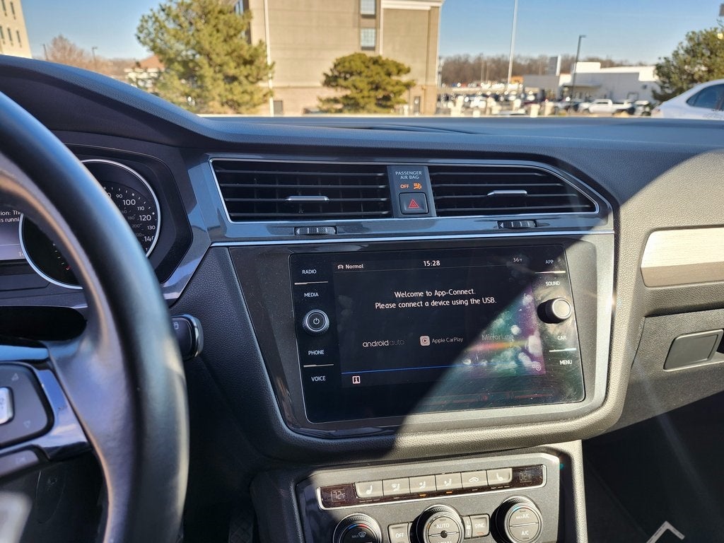 2019 Volkswagen Tiguan 2.0T SE